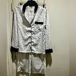 Kate Spade ♠️ polka dots pajama set